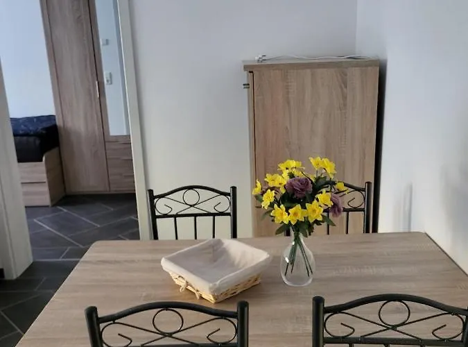 Gaestewohnung 2 Apartman